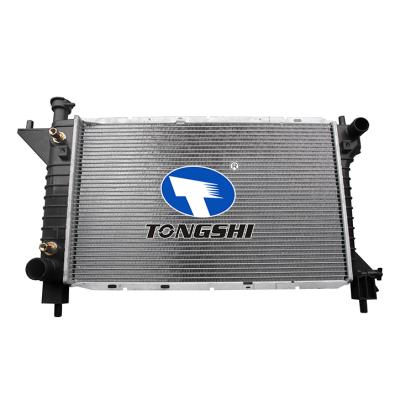 适用于野马 3.8L V6 94-96 AT散热器