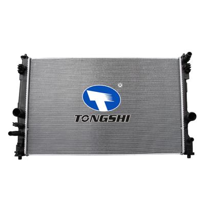 适用于  丰田 AVANZA 大发森雅 MT 散热器