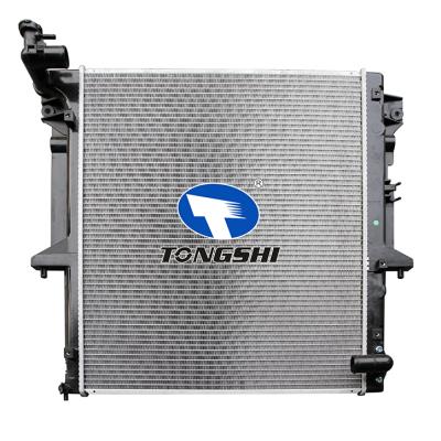 适用于TRITON/L200 2.4T 15- MT散热器 