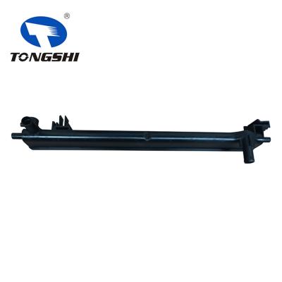 适用于雷克萨斯NX300 2.0T塑胶水室