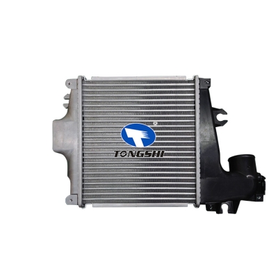 适用于  海拉克斯 Hilux D40 2011-2015  中冷器