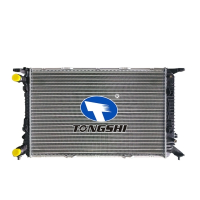 适用于  A4 Saloon (8K2, B8) 2.0 TFSI MT  散热器