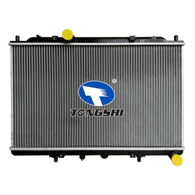 适用于宝骏 730 1.5L散热器