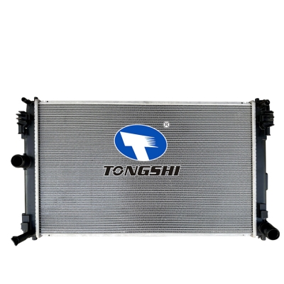 适用于TOYOTA C-HR 2.0 MT散热器