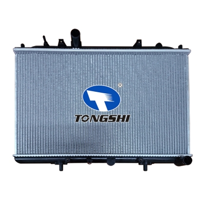 适用于  五菱宝骏730/1.5 MT*  散热器