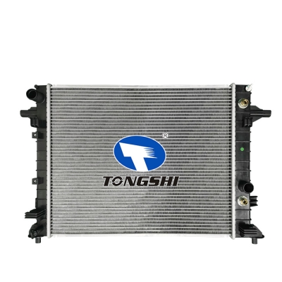 适用于   LDV 迈克萨斯 MG3 1.5L 17 AT   散热器