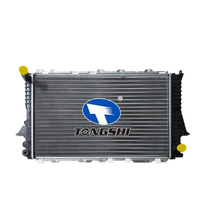 适用于   奥迪 100 MT  散热器